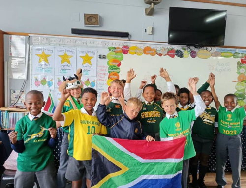 THE GRADE 4s ARE BEHIND THE BOKS!With another h…